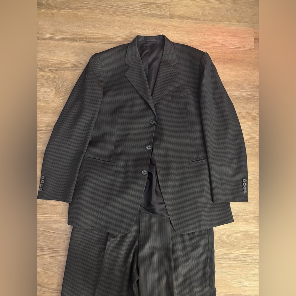 Custom Suit - Picture 5 of 16